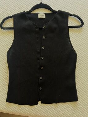 Wilfred Black Sleeveless Button-Front Knit Top